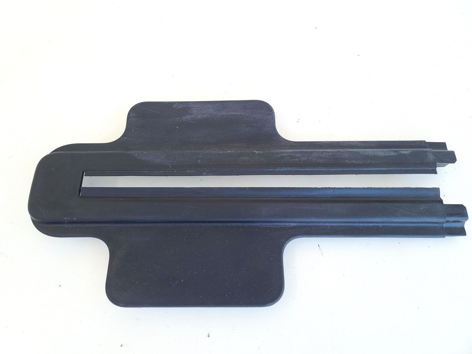 13-20 INFINITI JX35 QX60 REAR LEFT LH SIDE SECOND ROW SEAT RAIL TRACK COVER