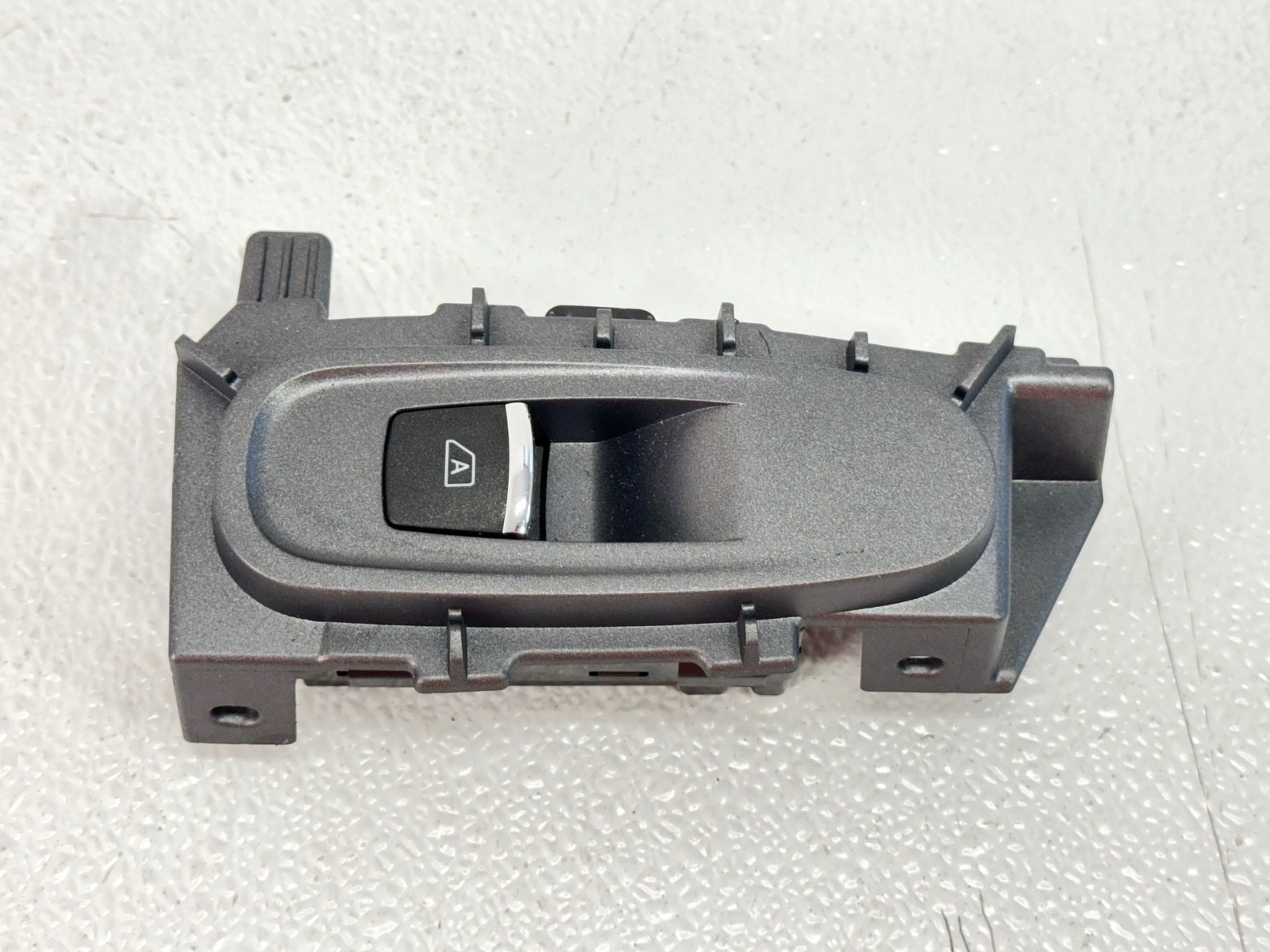 14-23 INFINITI Q50 REAR LEFT DRIVER SIDE DOOR WINDOW REGULATOR SWITCH