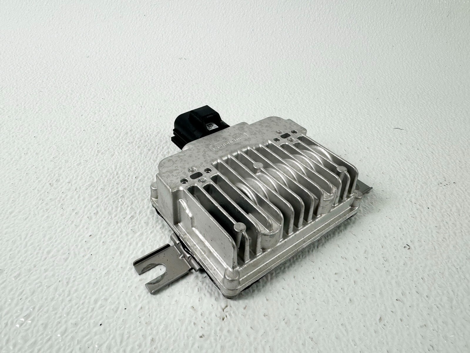 07-22 RANGE ROVER EVOQUE REAR LEFT LH FUEL PUMP SENDER CONTROL MODULE UNIT