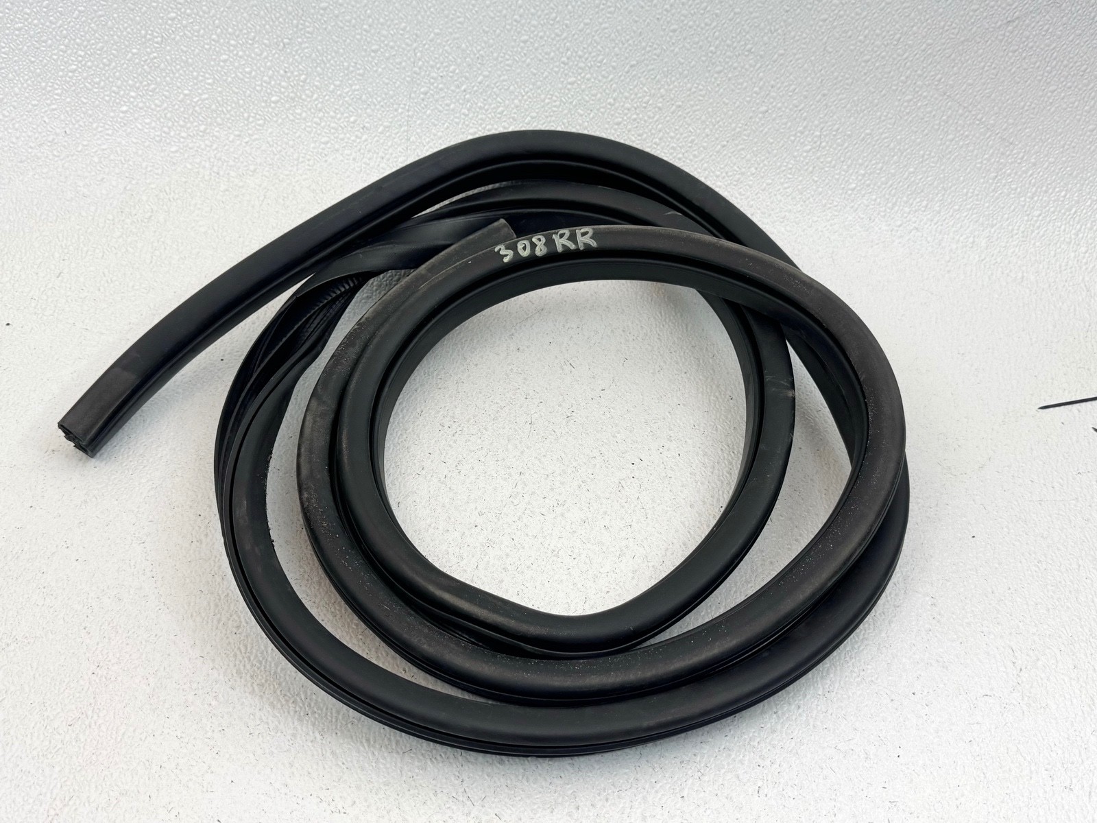 13-19 FORD ESCAPE REAR RIGHT RH PASSENGER SIDE DOOR SEAL COVER PANEL TRIM