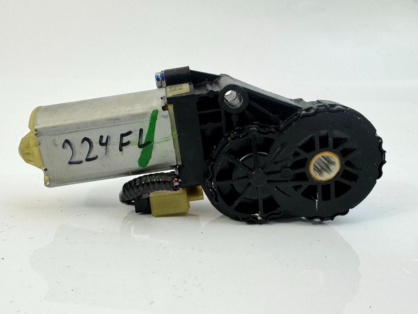 13-17 HONDA ACCORD FRONT LEFT LH DRIVER SIDE DOOR POWER WINDOW MOTOR