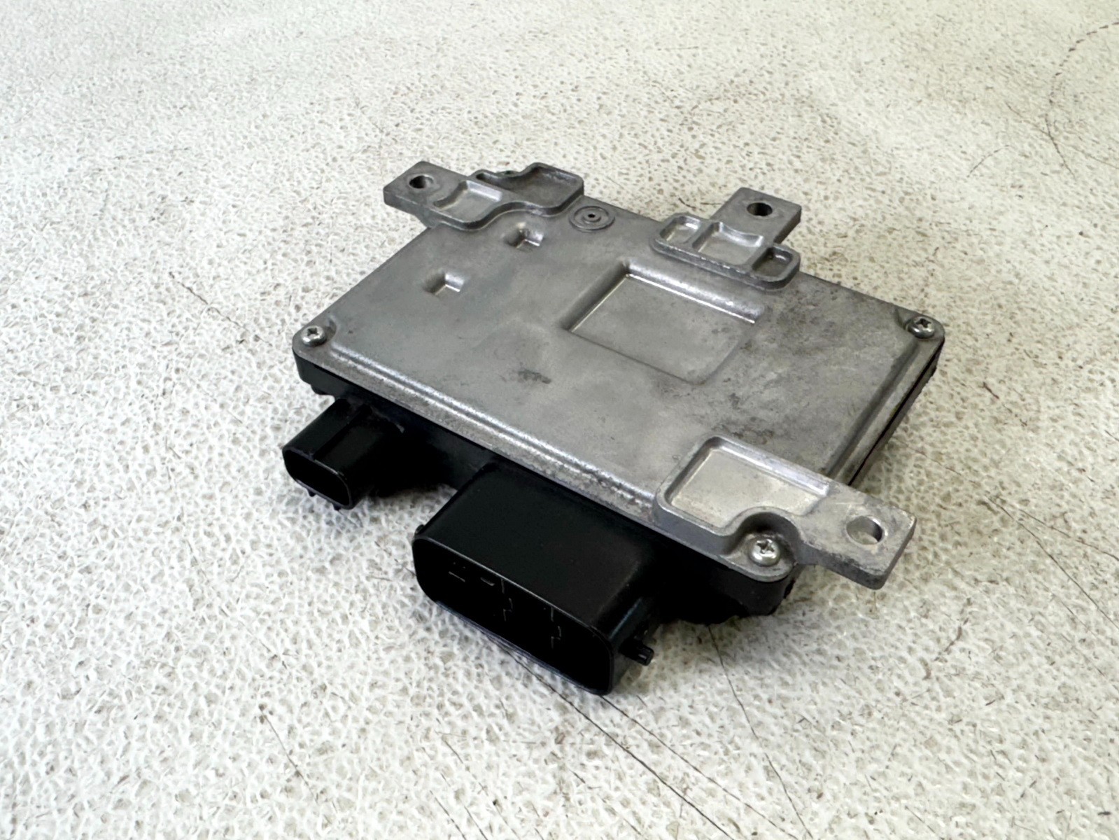14-20 MITSUBISHI OUTLANDER 2.4 AWD ENGINE VALVE LIFT COMPUTER CONTROL MODULE