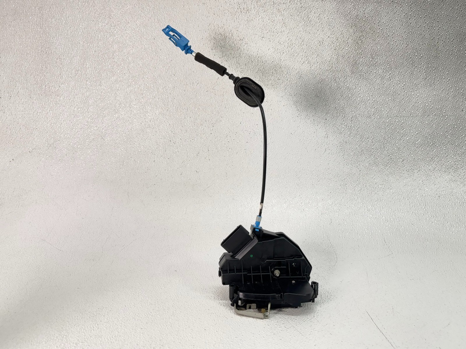 13-16 LINCOLN MKZ FRONT LEFT LH DRIVER SIDE DOOR LATCH LOCK ACTUATOR