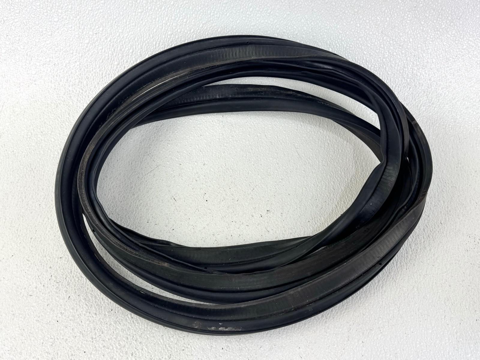 14-20 INFINITI Q50 WEATHERSTRIP SEAL COVER TRIM