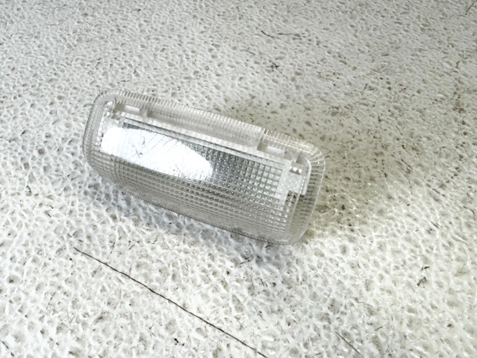 11-24 INFINITI QX80 QX56 REAR RIGHT RH PASS SIDE DOOR COURTESY LIGHT LAMP