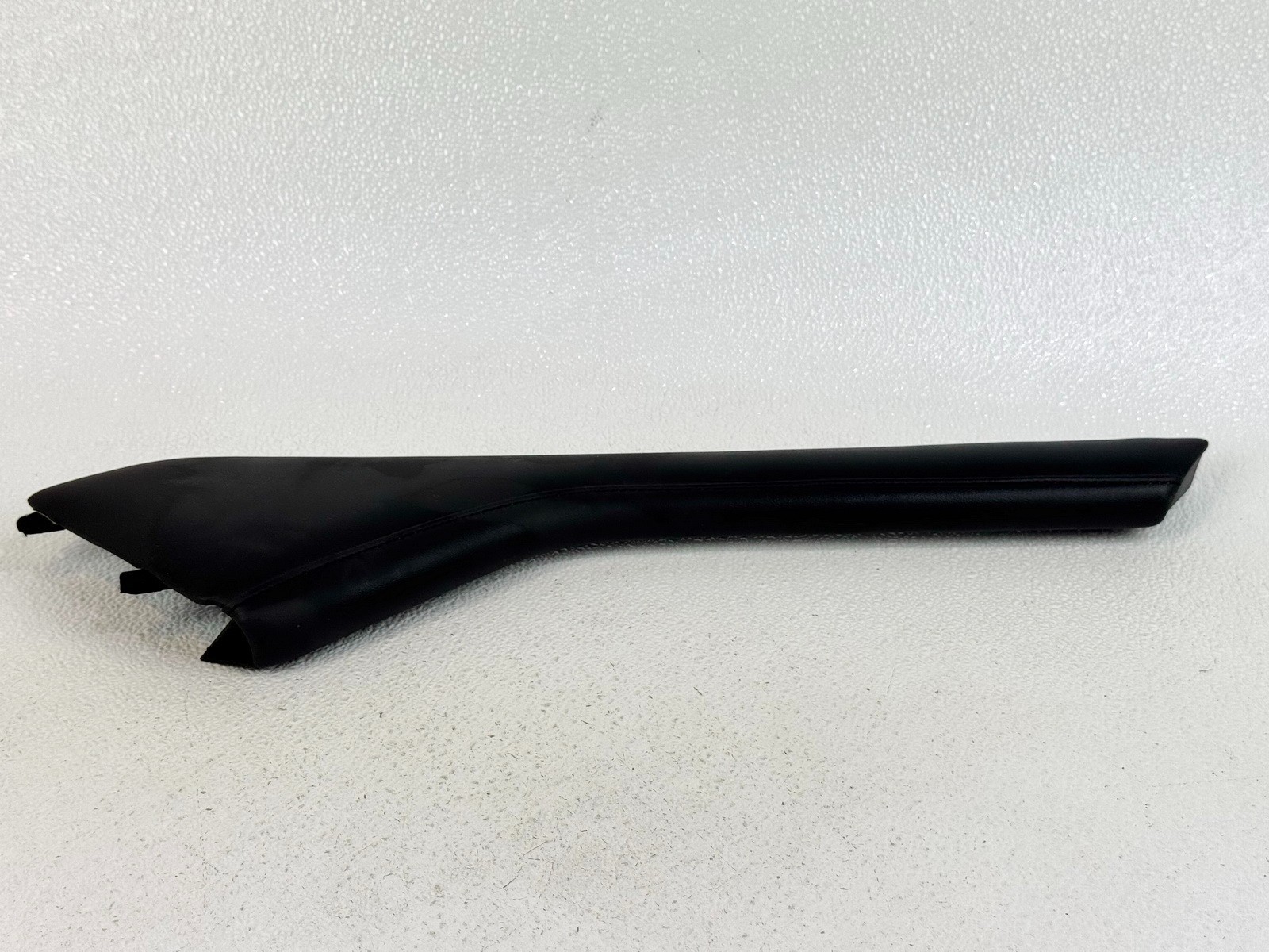 19-25 MAZDA 3 CENTER CONSOLE RH RIGHT PASS SIDE TRIM COVER PANEL MOLDING