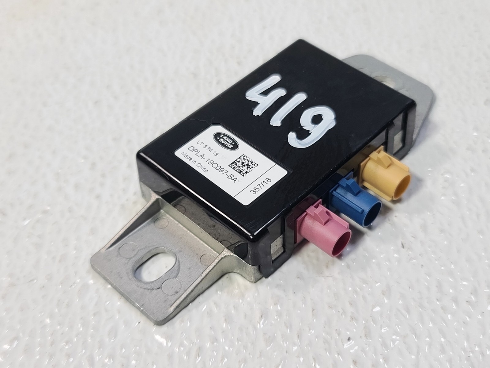 15-25 LAND ROVER DISCOVERY SPORT AUDIO ANTENNA AMPLIFIER CONTROL MODULE UNIT