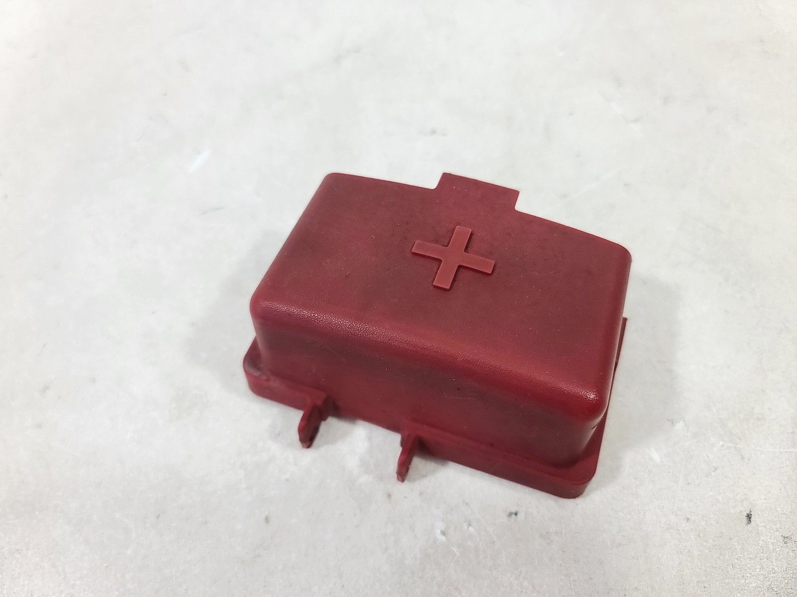 16-20 JAGUAR XE XF F-PACE FUSE RELAY JUNCTION BLOCK BOX UPPER COVER CAP