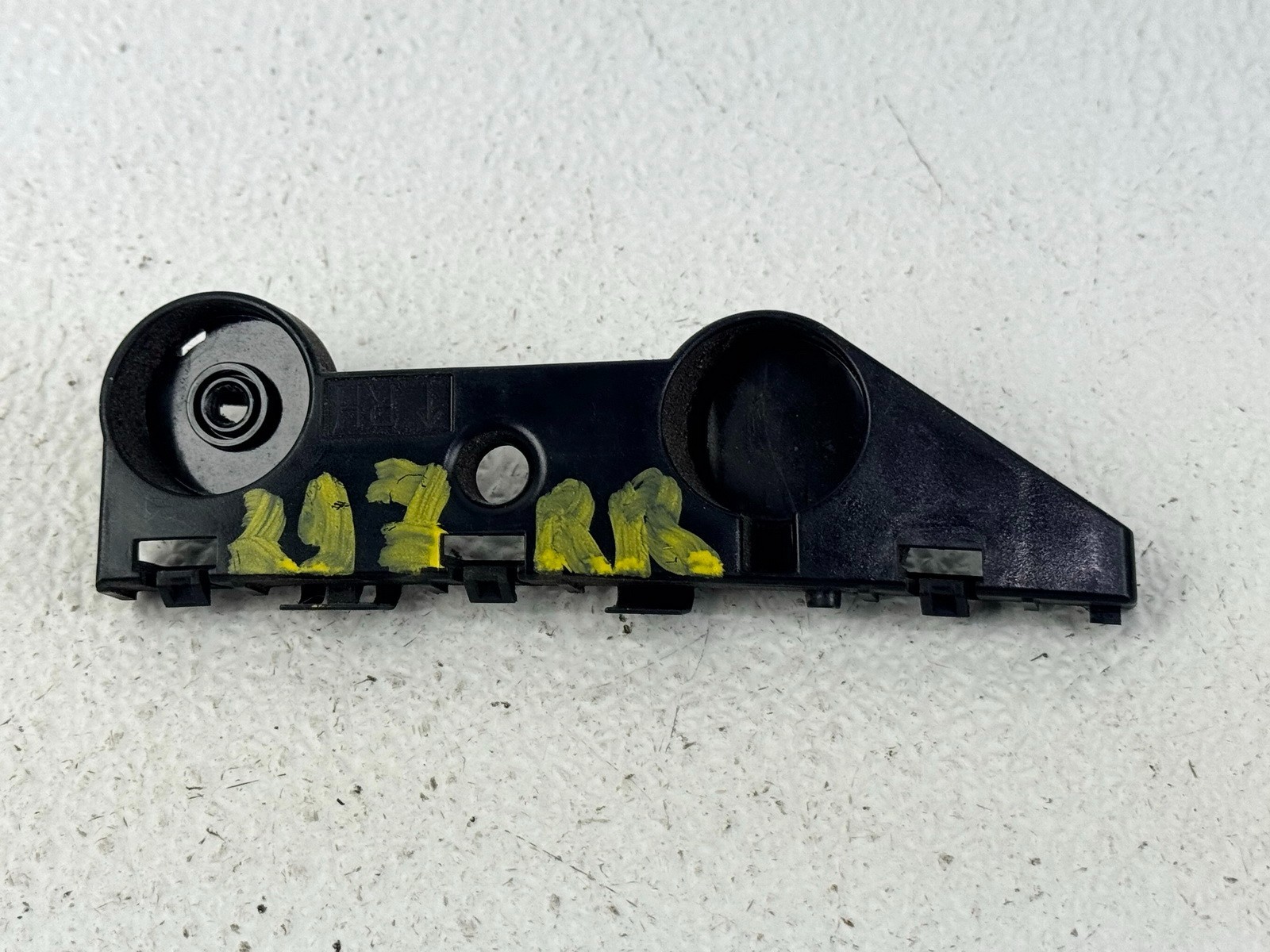 14-23 INFINITI Q50 REAR RIGHT RH PASS SIDE BUMPER SUPPORT MOUNT BRACKET