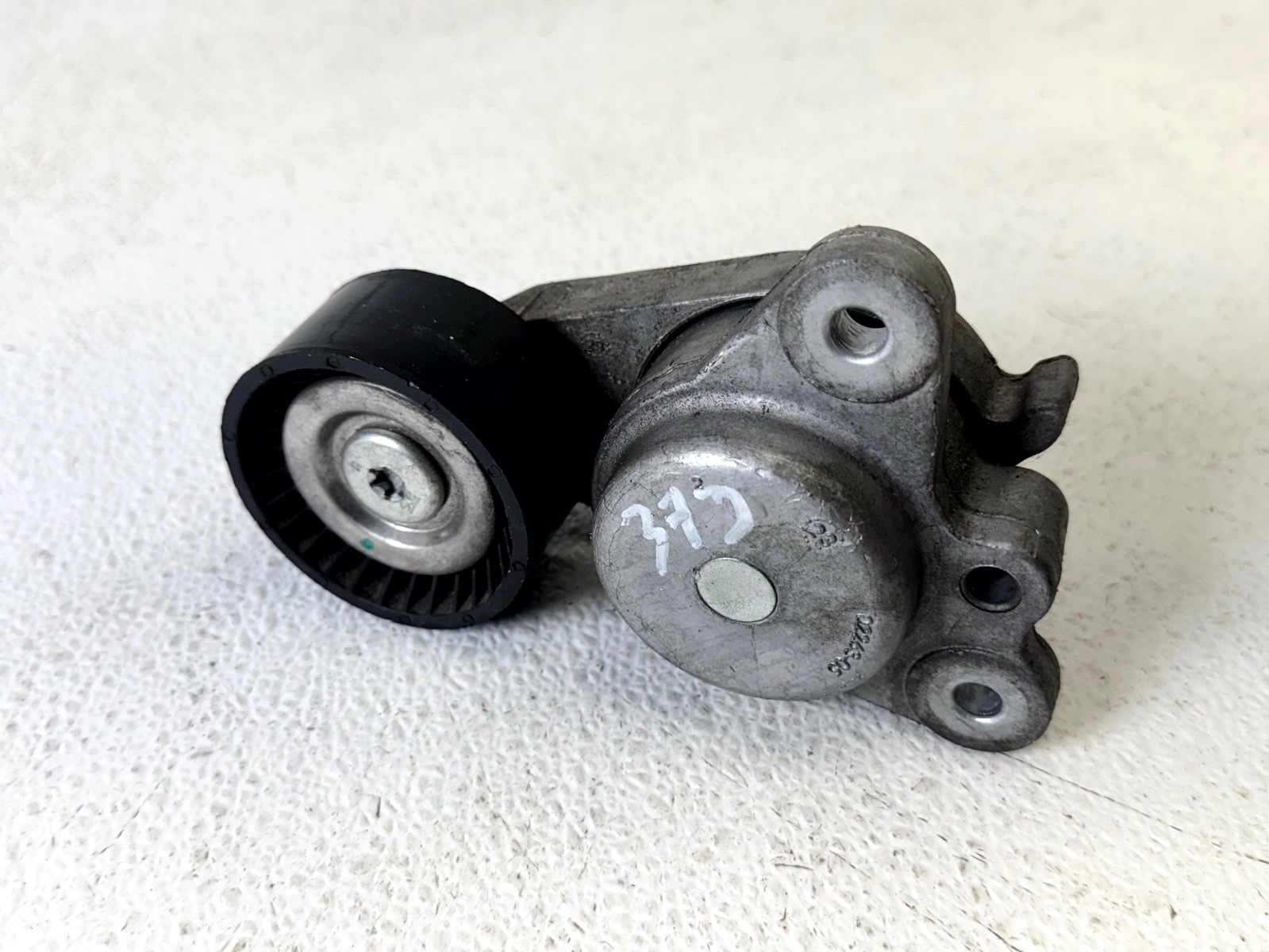 20-25 NISSAN PATHFINDER ENGINE MOTOR DRIVE BELT TENSION TENSIONER PULLEY