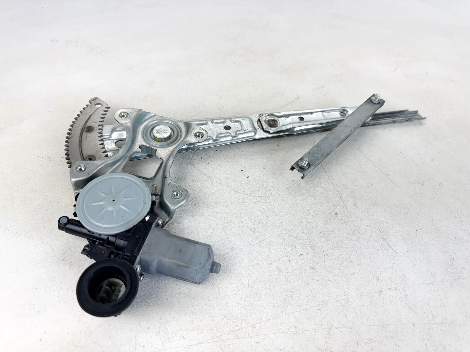 14-23 INFINITI Q50 REAR LEFT LH DRIVER LH SIDE DOOR WINDOW MOTOR REGULATOR