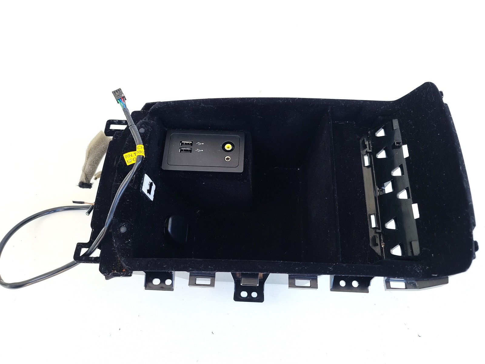 14-20 INFINITI Q50 Q60 CENTER CONSOLE STORAGE AUX JACK USB PORT PANEL COVER