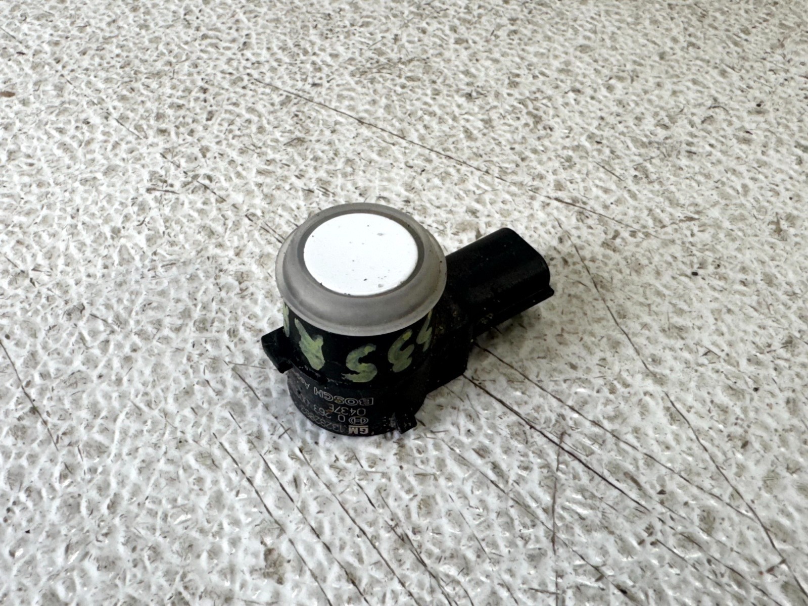 11-16 CHEVROLET CRUZE REAR BUMPER PDC PARKING ASSIST DISTANCE SENSOR