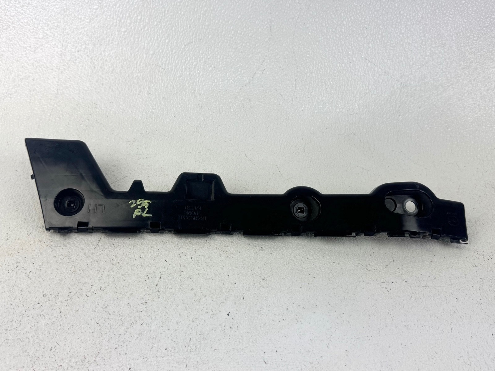 16-23 MAZDA CX-9 CX9 REAR LEFT LH DRIVER SIDE BUMPER RETAINER MOUNT BRACKET