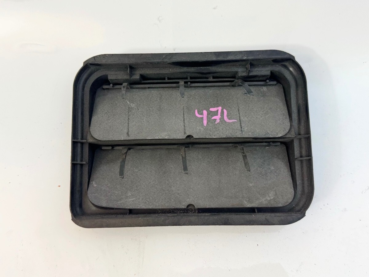 14-23 INFINITI Q50 REAR LEFT LH DRIVER SIDE QUARTER AIR VENT DRAFTER PANEL