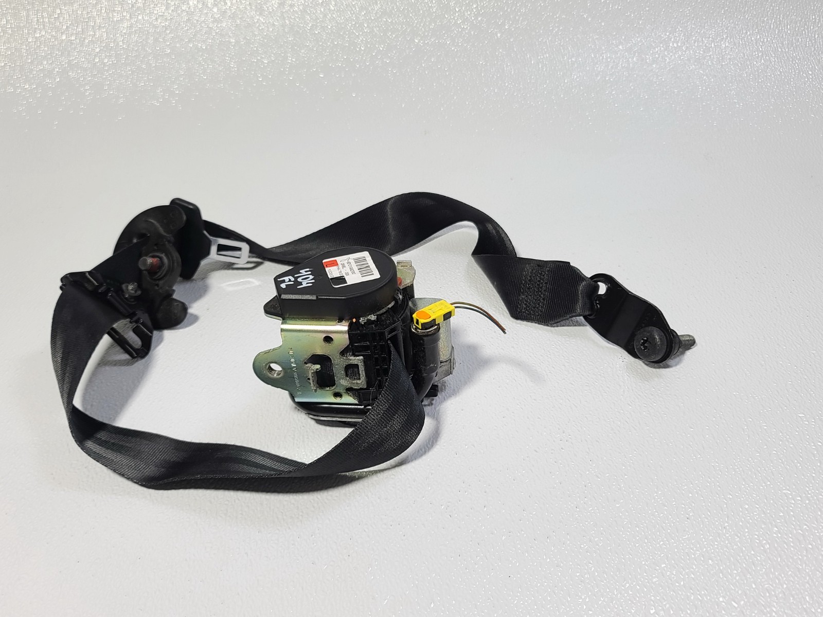 12-19 LAND ROVER EVOQUE FRONT LEFT LH DRIVER SIDE SEAT BELT RETRACTOR ASSY