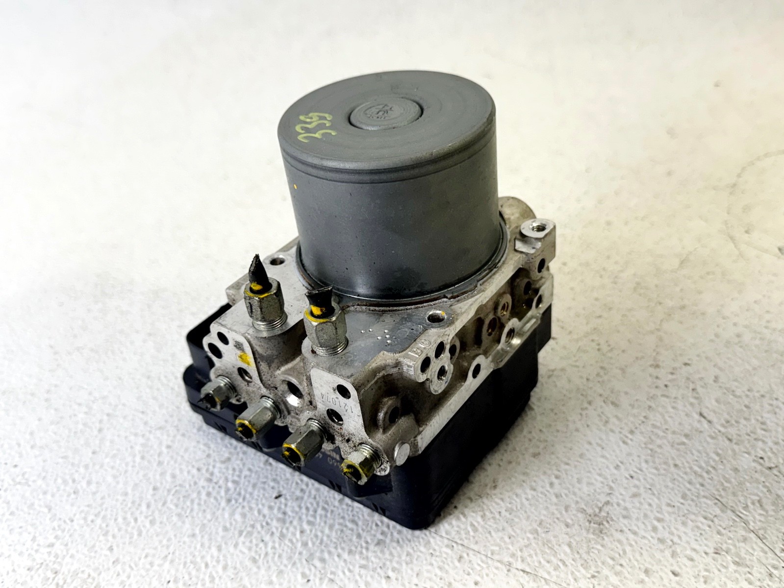 18-20 INFINITI Q50 ABS ANTI LOCK BRAKE PUMP CONTROL MODULE ASSEMBLY
