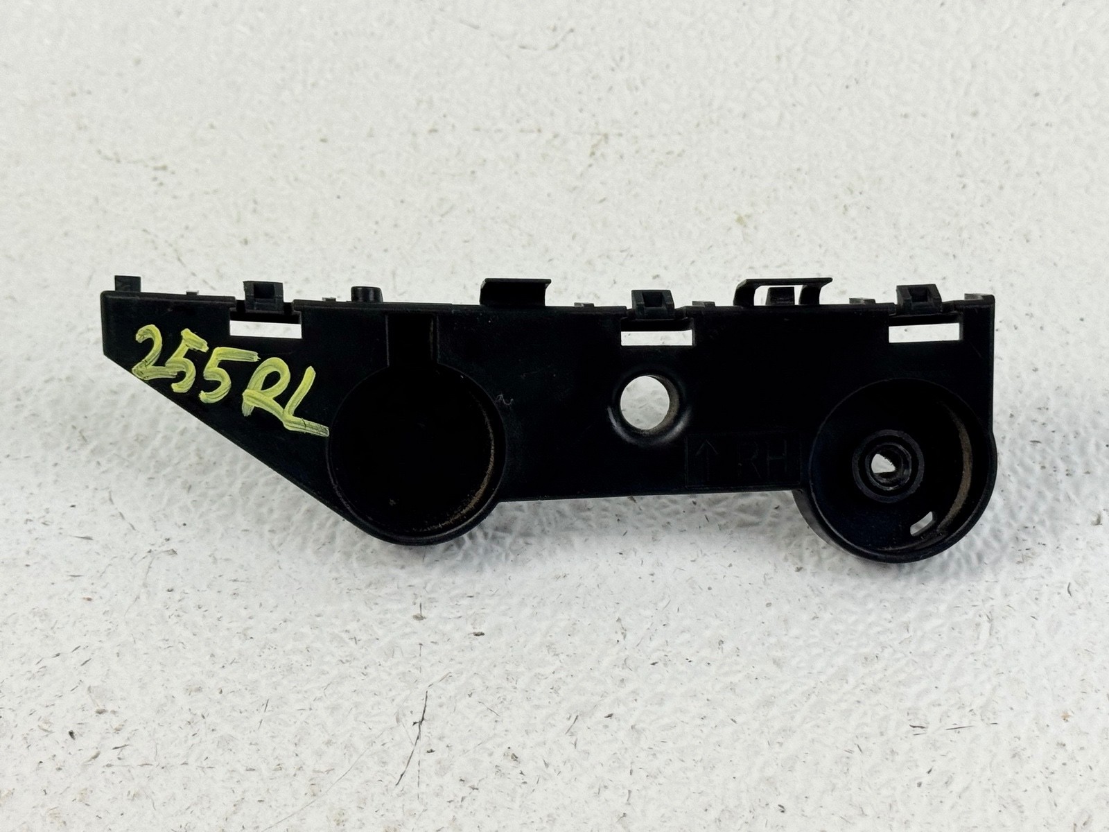 14-20 INFINITI Q50 REAR LEFT LH SIDE BUMPER UPPER BRACKET TRIM PANEL