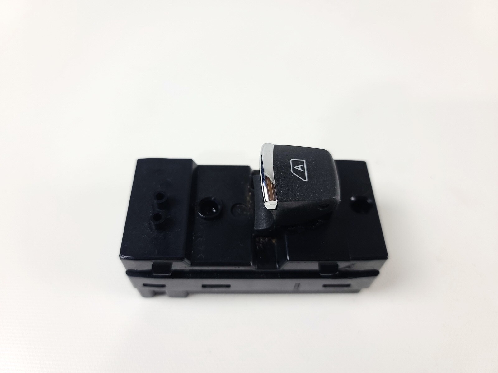 13-20 INFINITI QX60 REAR LEFT SIDE DOOR WINDOW CONTROL SWITCH W/ TWEETER