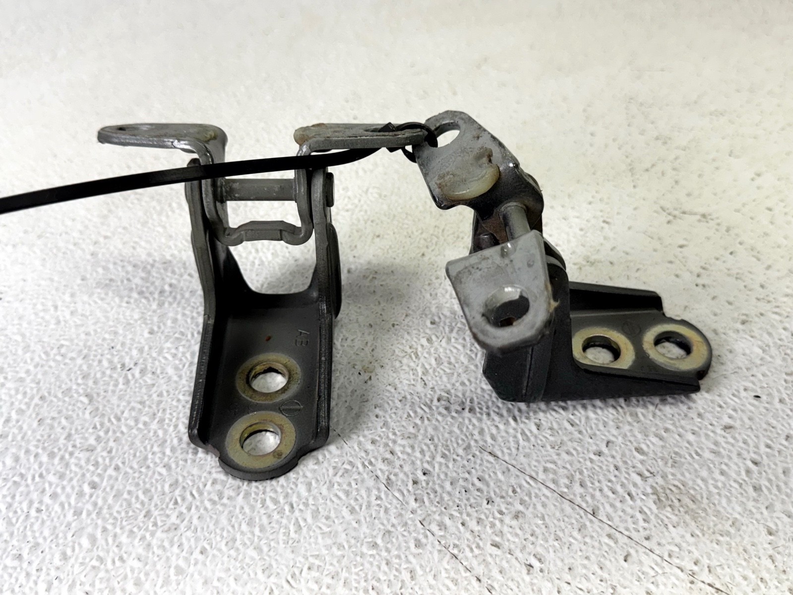 22-23 INFINITI QX60 FRONT LEFT DRIVER LH SIDE UPPER & LOWER DOOR HINGE SET
