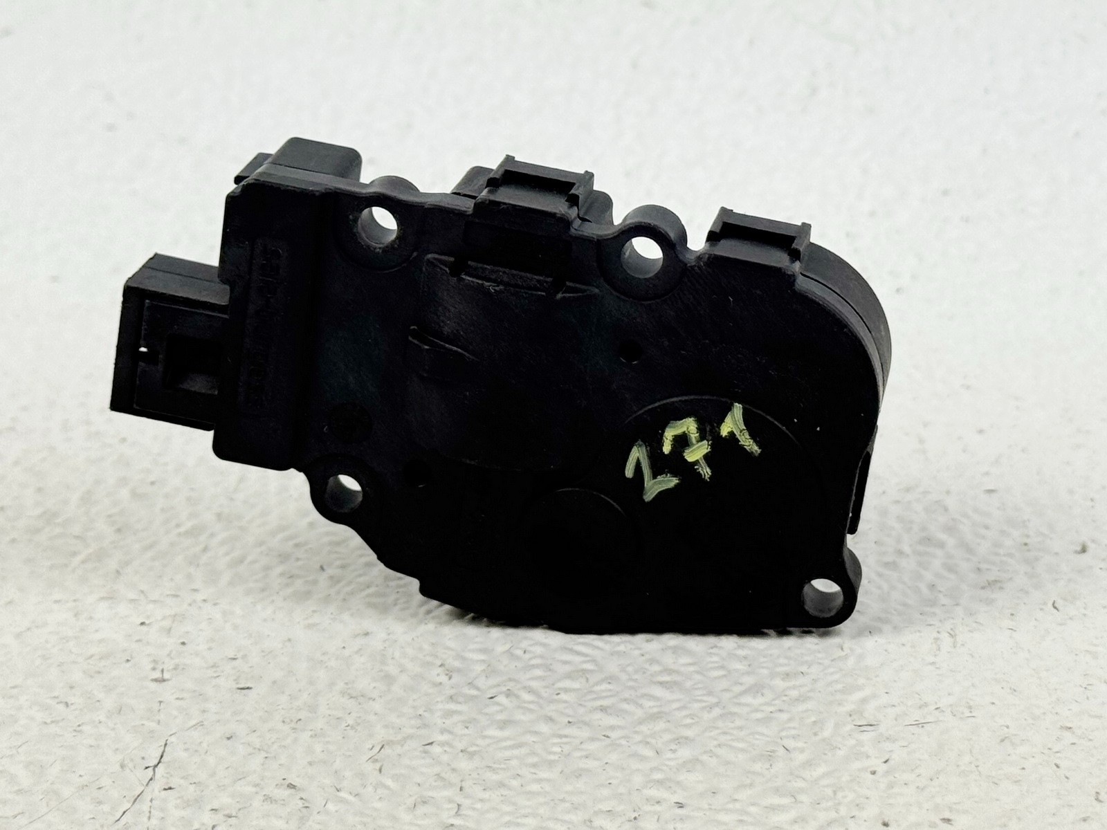 15-23 LAND ROVER DISCOVERY SPORT HVAC A / C DOOR HEATER MOTOR FLAP ACTUATOR