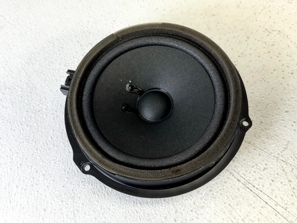 17-19 FORD ESCAPE REAR RIGHT RH PASS SIDE AUDIO SOUND SPEAKER