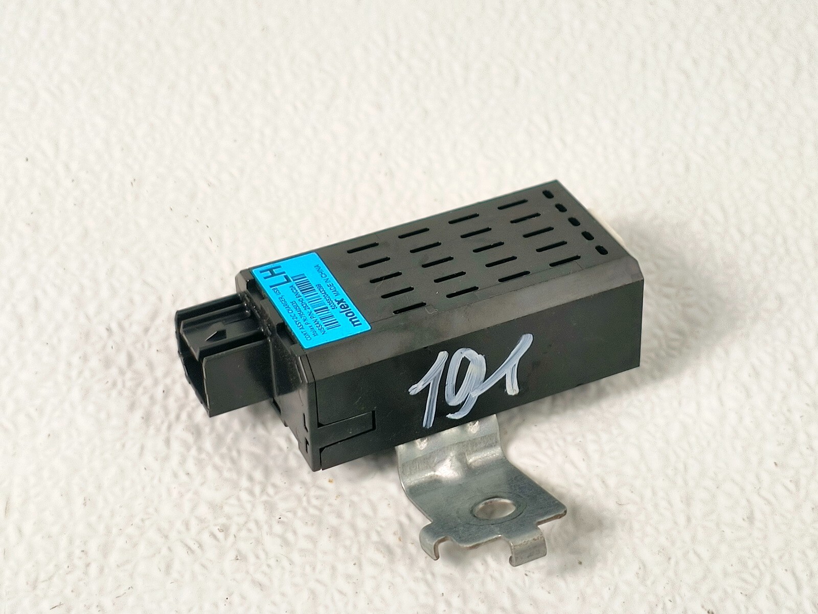 16-20 INFINITI QX60 LEFT LH SIDE USB DC CHARGER PORT MEDIA HUB MODULE UNIT