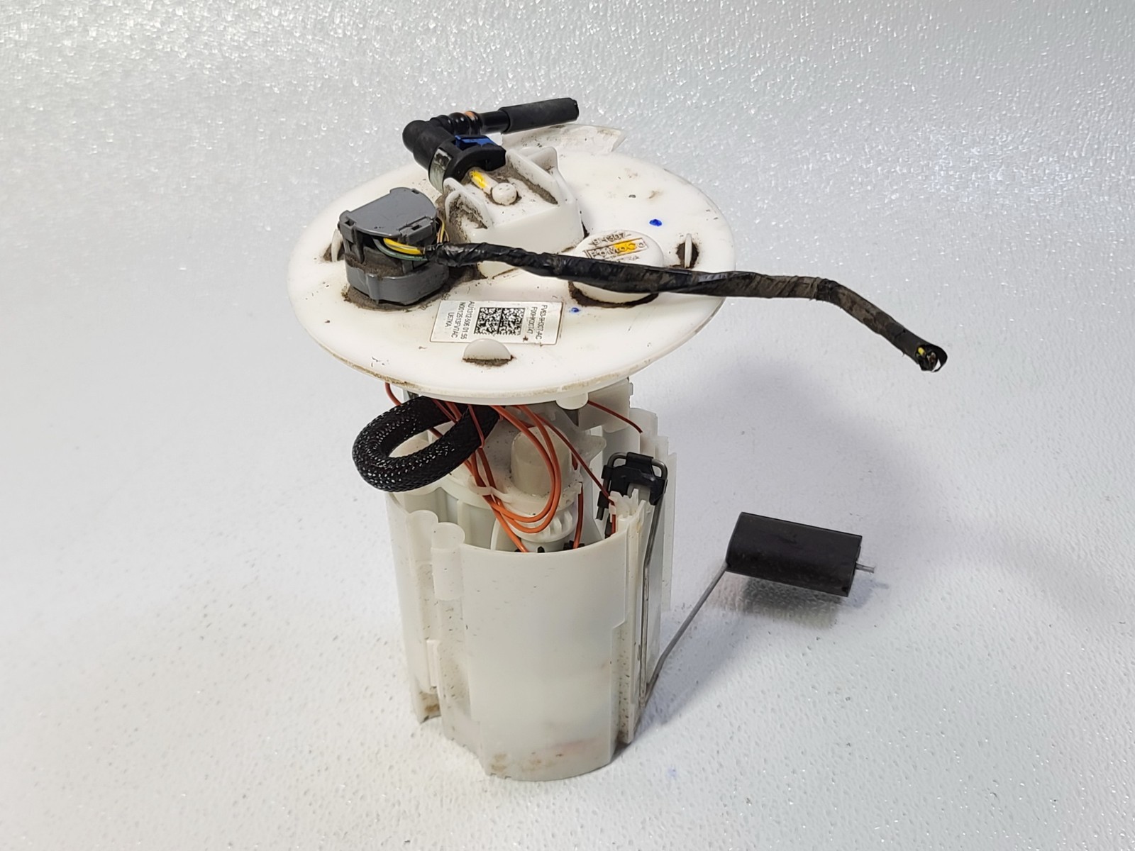 13-18 FORD C-MAX FUEL GAS GASOLINE TANK MOUNTED PUMP MODULE ASSEMBLY
