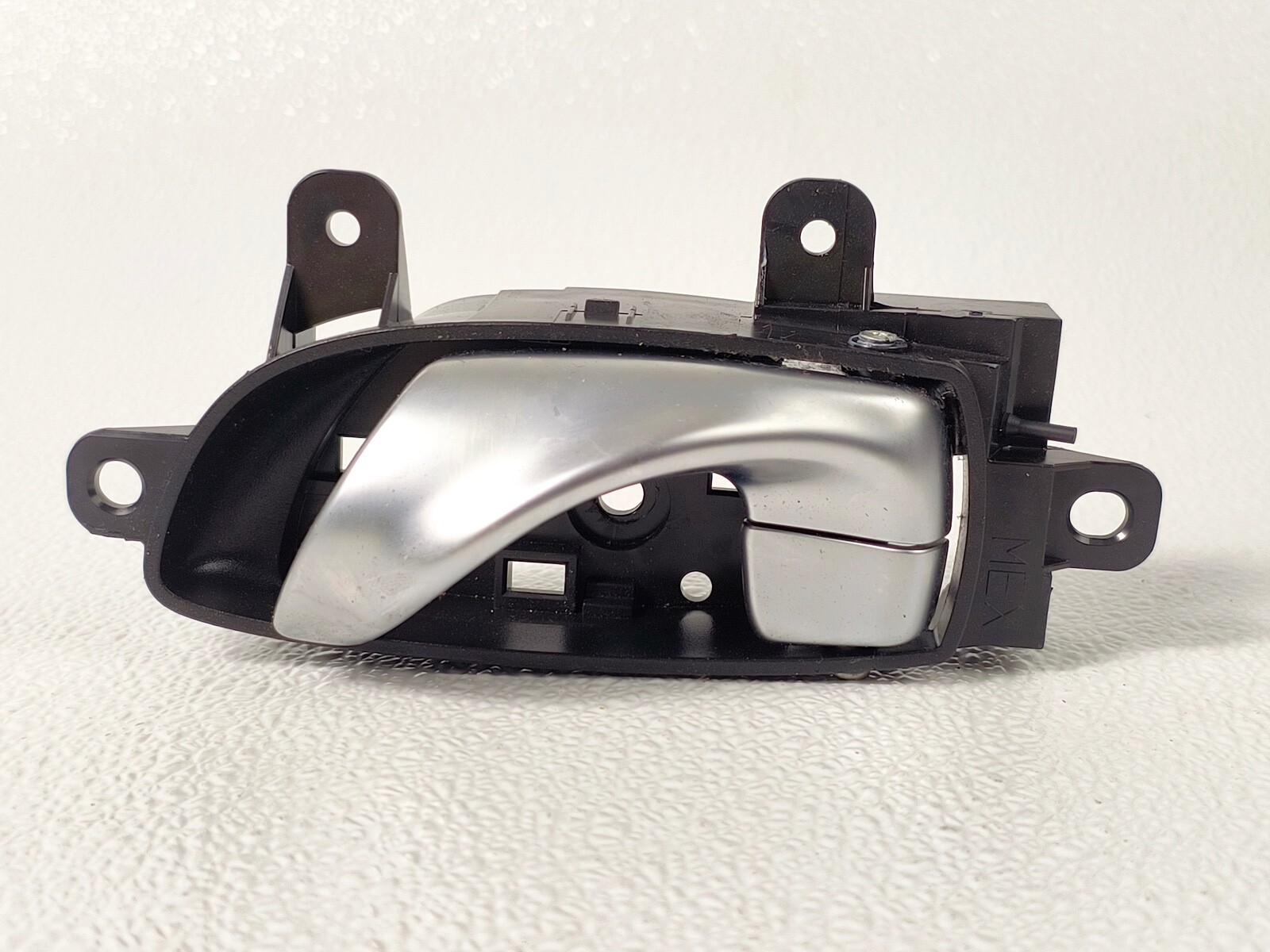 13-20 INFINITI JX35 QX60 FRONT LEFT DRIVER SIDE DOOR INTERIOR HANDLE BEZEL
