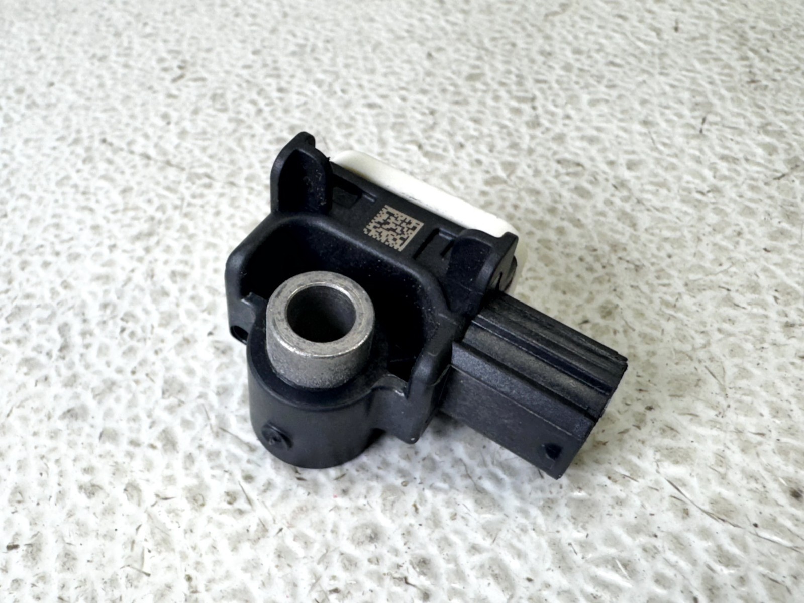 14-20 MITSUBISHI OUTLANDER REAR RIGHT RH PASS SIDE COMPUTER CONTROL MODULE