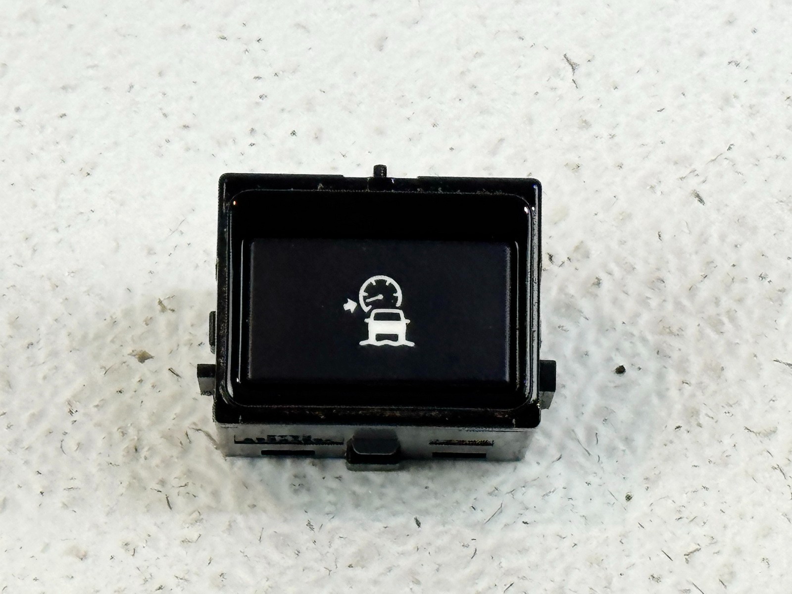 17-20 JAGUAR F-PACE CENTER CONSOLE IGNITION SURFACE CRUISE CONTROL SWITCH