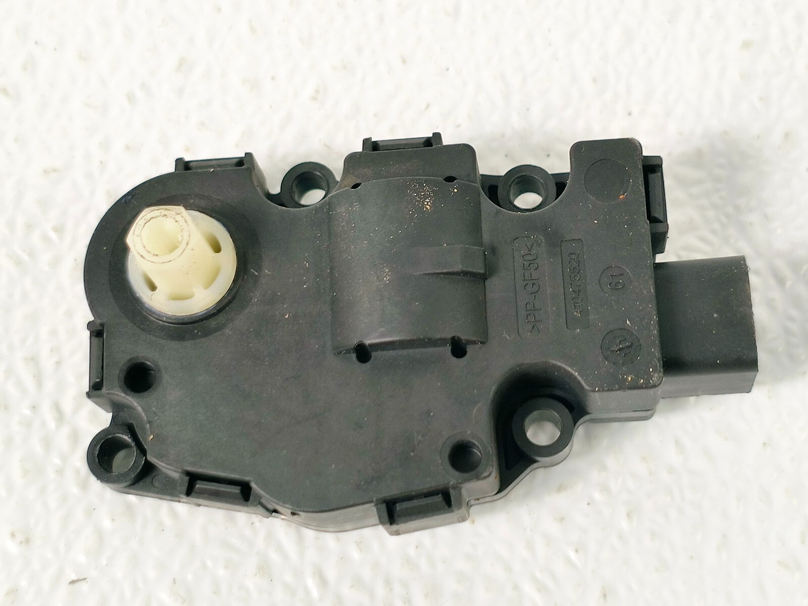08-11 AUDI A5 S5 FRONT RH HVAC A/C HEATER AIR VENT FLAP ACTUATOR MOTOR