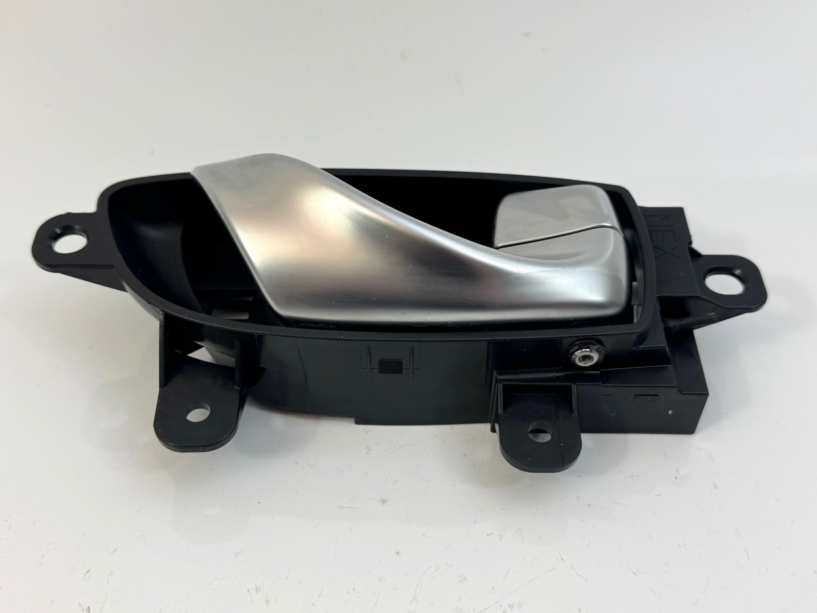 13-20 INFINITI QX60 FRONT RIGHT PASSENGER SIDE DOOR INTERIOR HANDLE BEZEL