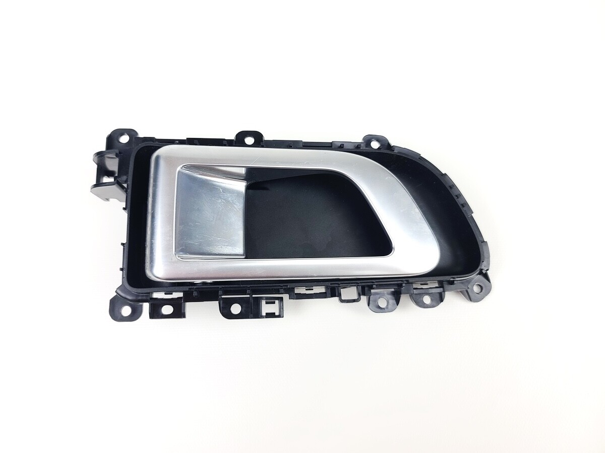 15-19 LAND ROVER DISCOVERY SPORT FRONT RIGHT PASS SIDE INTERIOR DOOR HANDLE