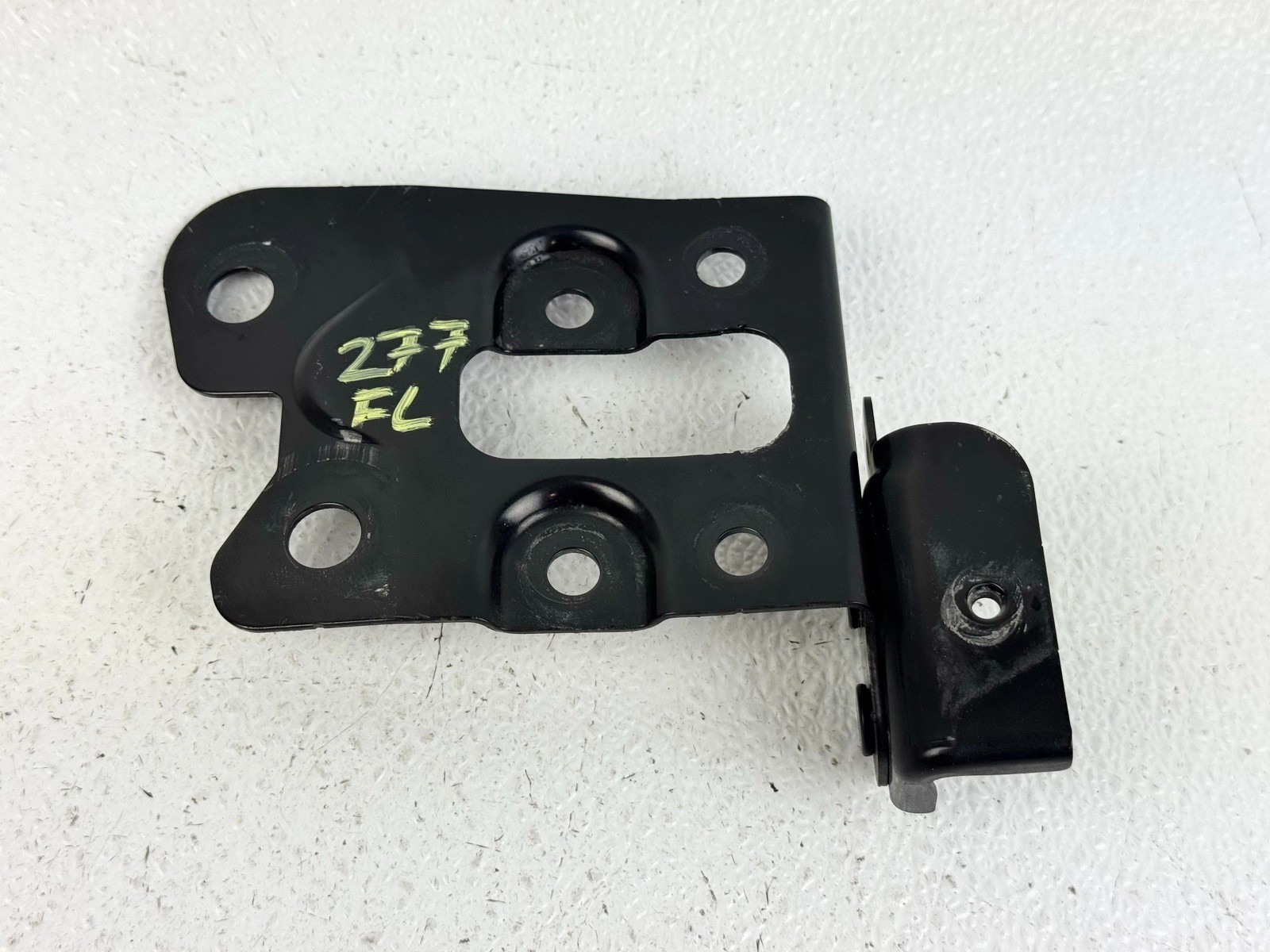 14-23 INFINITI Q50 Q60 FRONT LEFT DRIVER SIDE HOOD BONNET LOCK LATCH BRACKET