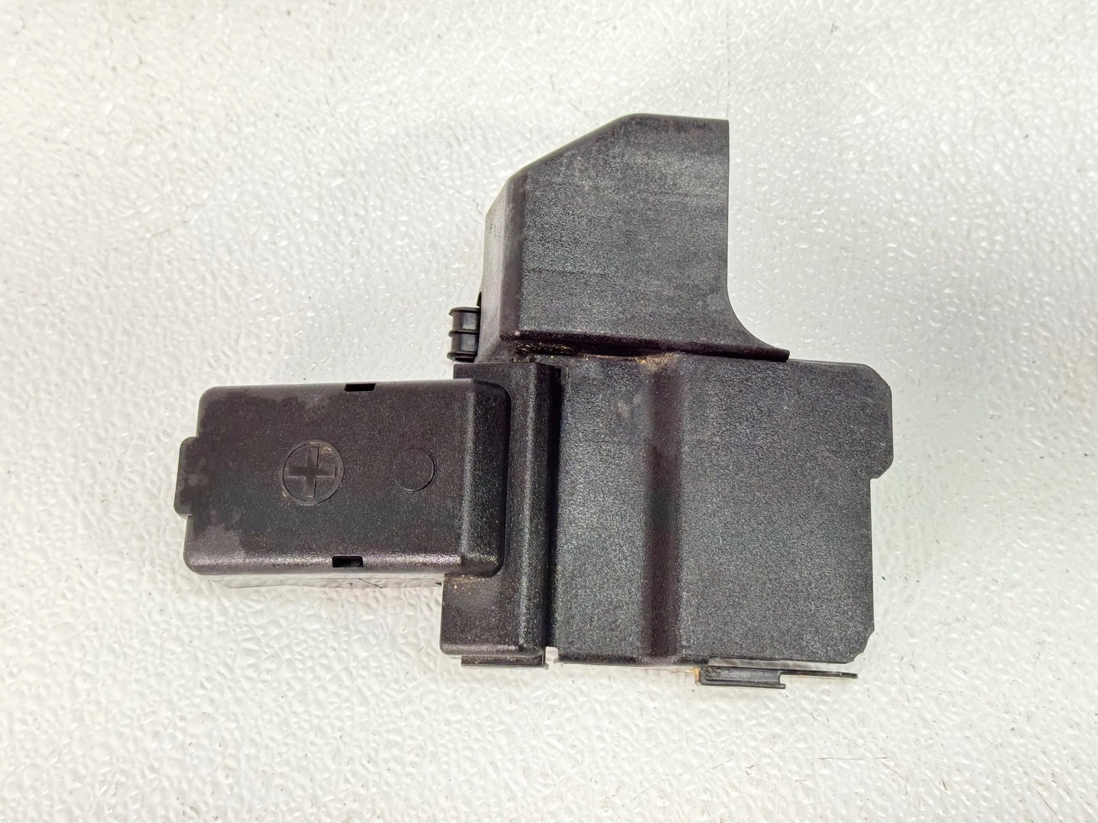 16-23 MAZDA CX-9 CX9 BATTERY COVER PANEL TRIM CAP TRIM BEZEL