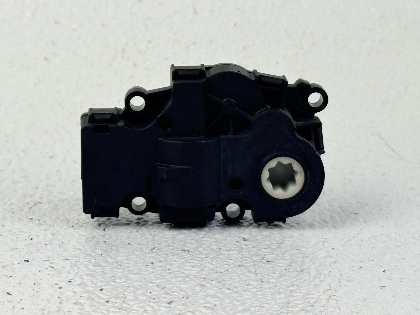 17-19 INFINITI QX30 HVAC A/C HEATER AIR VENT FLAP BLOWER ACTUATOR MOTOR UNIT