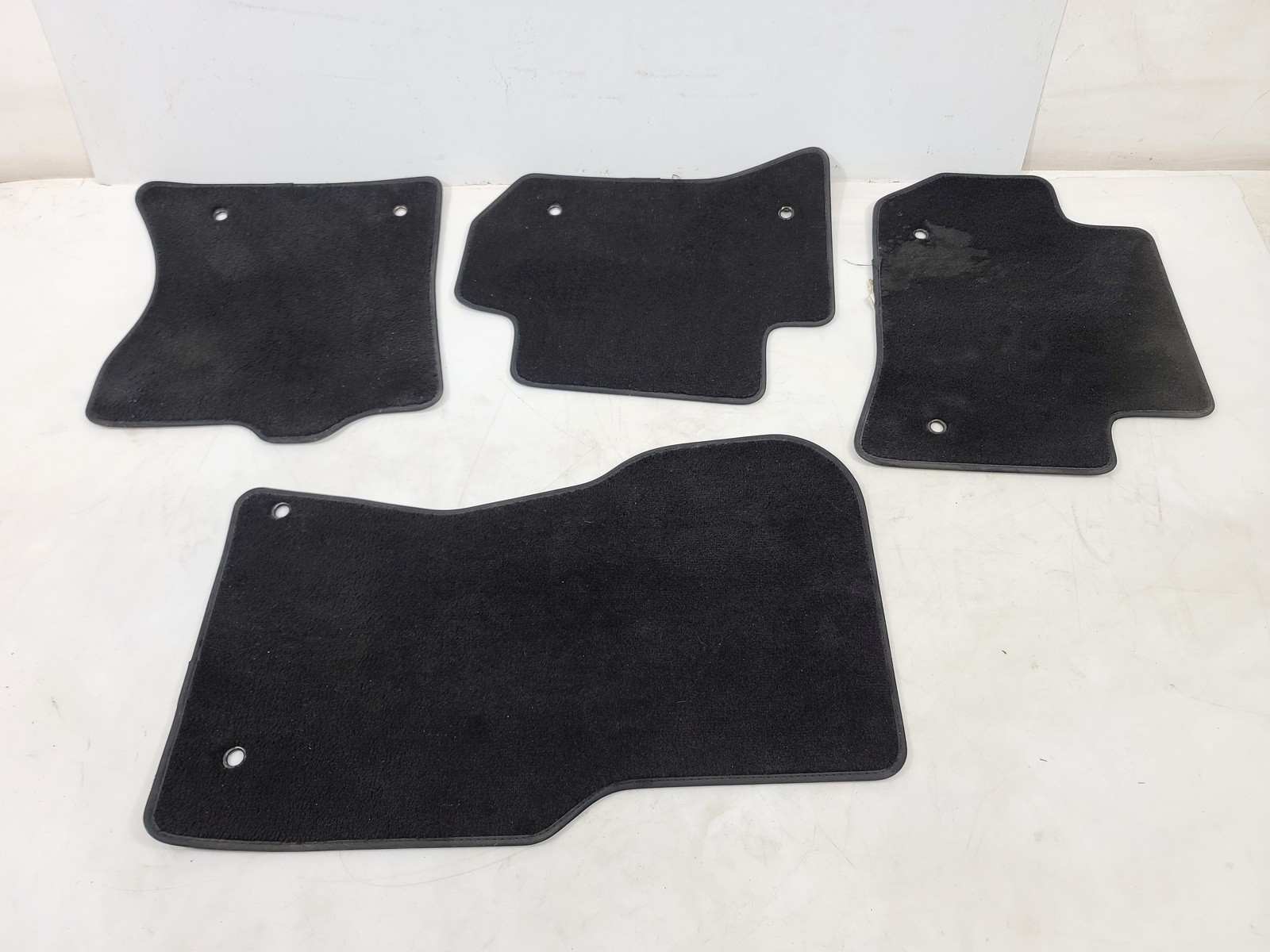 17-20 JAGUAR F-PACE FRONT REAR RIGHT LEFT FLOOR CARPET LINER COVER SET OF 4