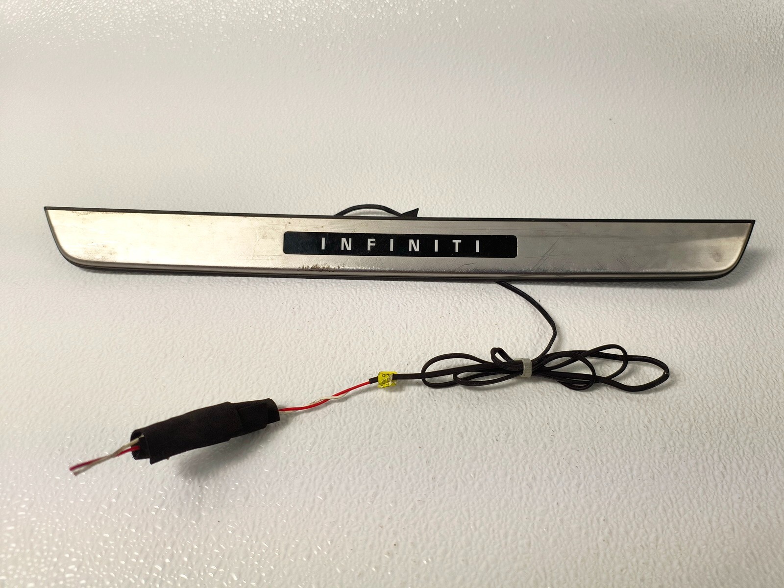 17-19 INFINITI QX30 FRONT LEFT LH DRIVER SIDE DOOR SILL SCUFF PLATE PANEL