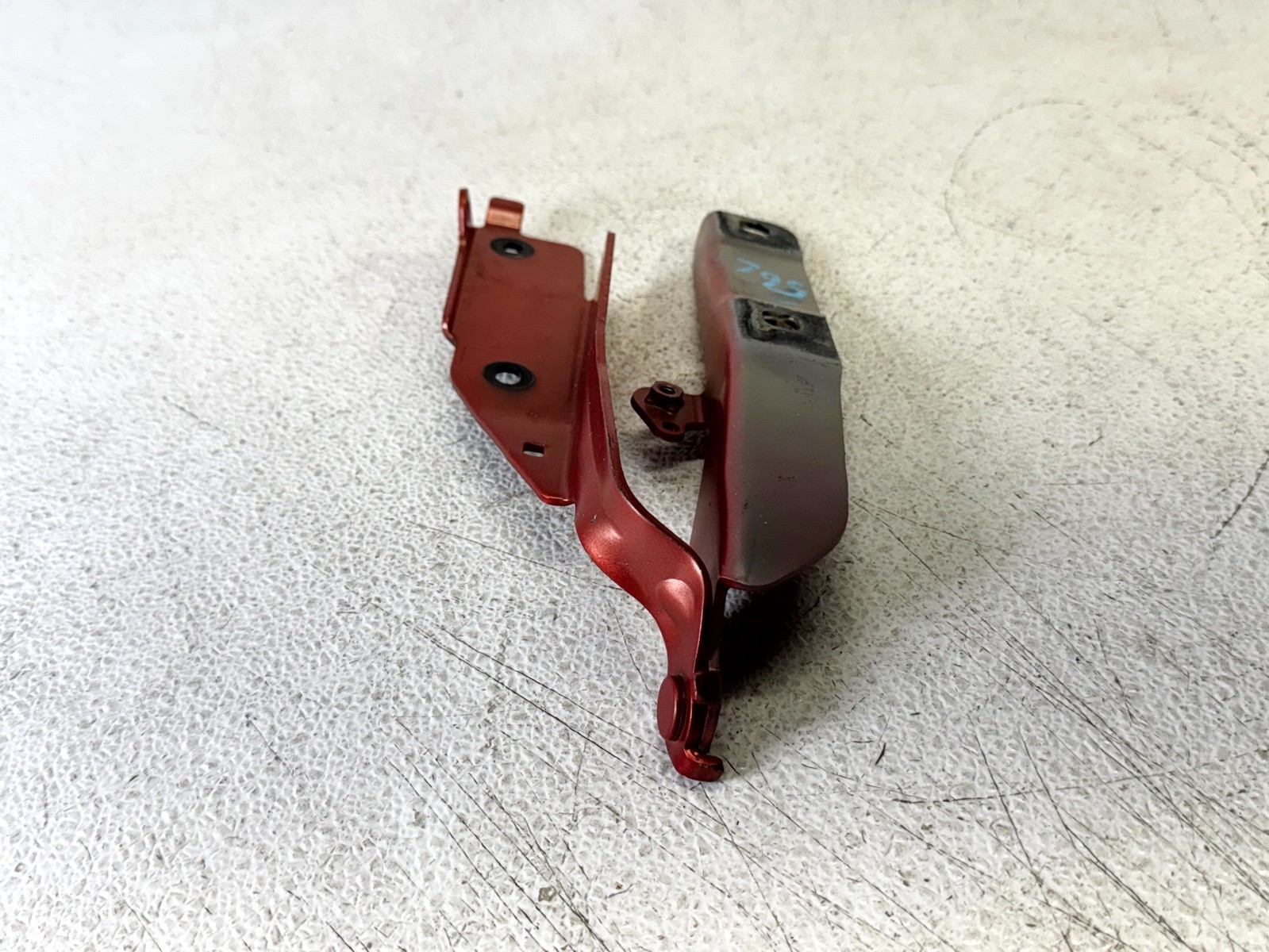 14-24 INFINITI Q50 Q50 Q70 HOOD BONNET LEFT LH DRIVER SIDE HINGE SUPPORT