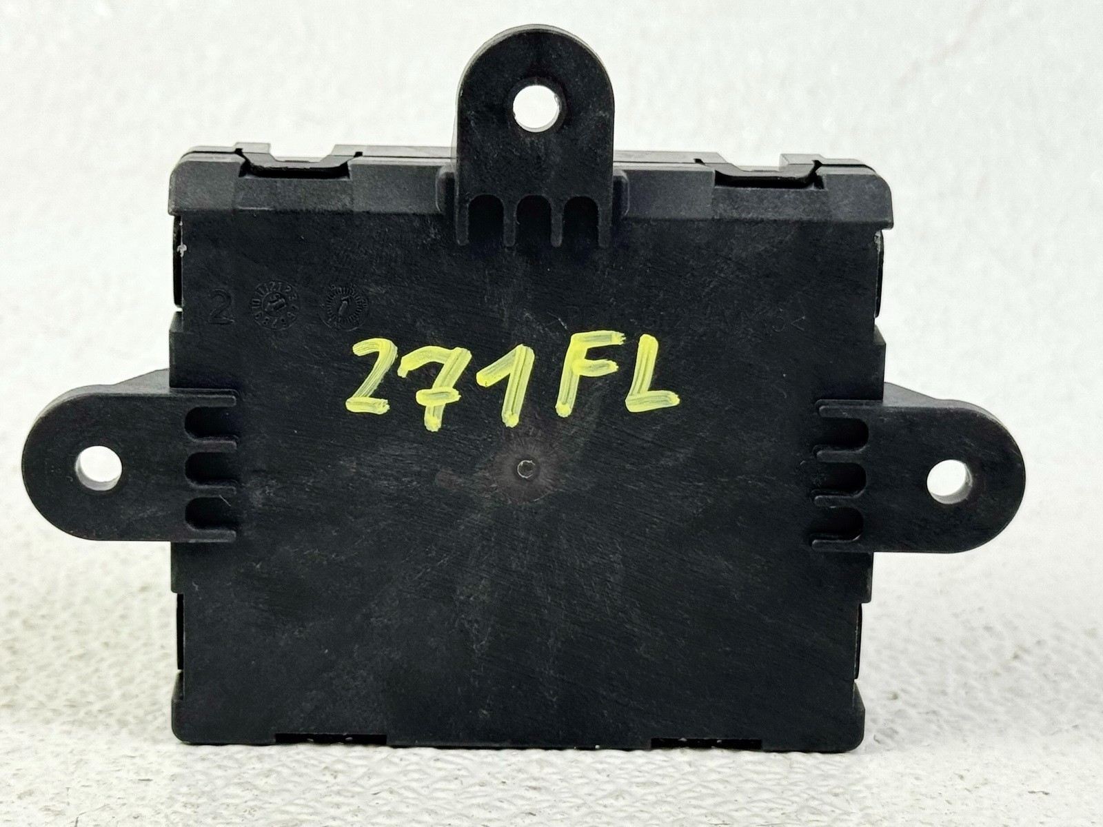 15-19 LAND ROVER DISCOVERY SPORT FRONT LEFT DRIVER SIDE DOOR CONTROL MODULE