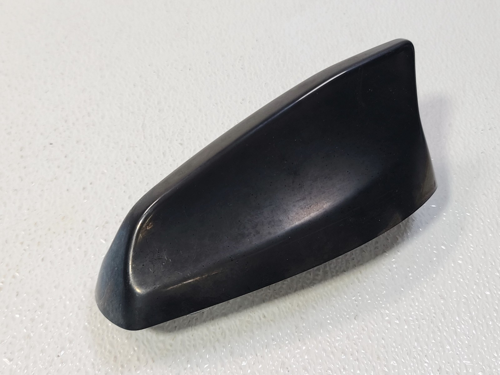 17-23 LAND ROVER DISCOVERY SPORT ROOF EXTERIOR SHARK FIN ANTENNAN ASSEMBLY