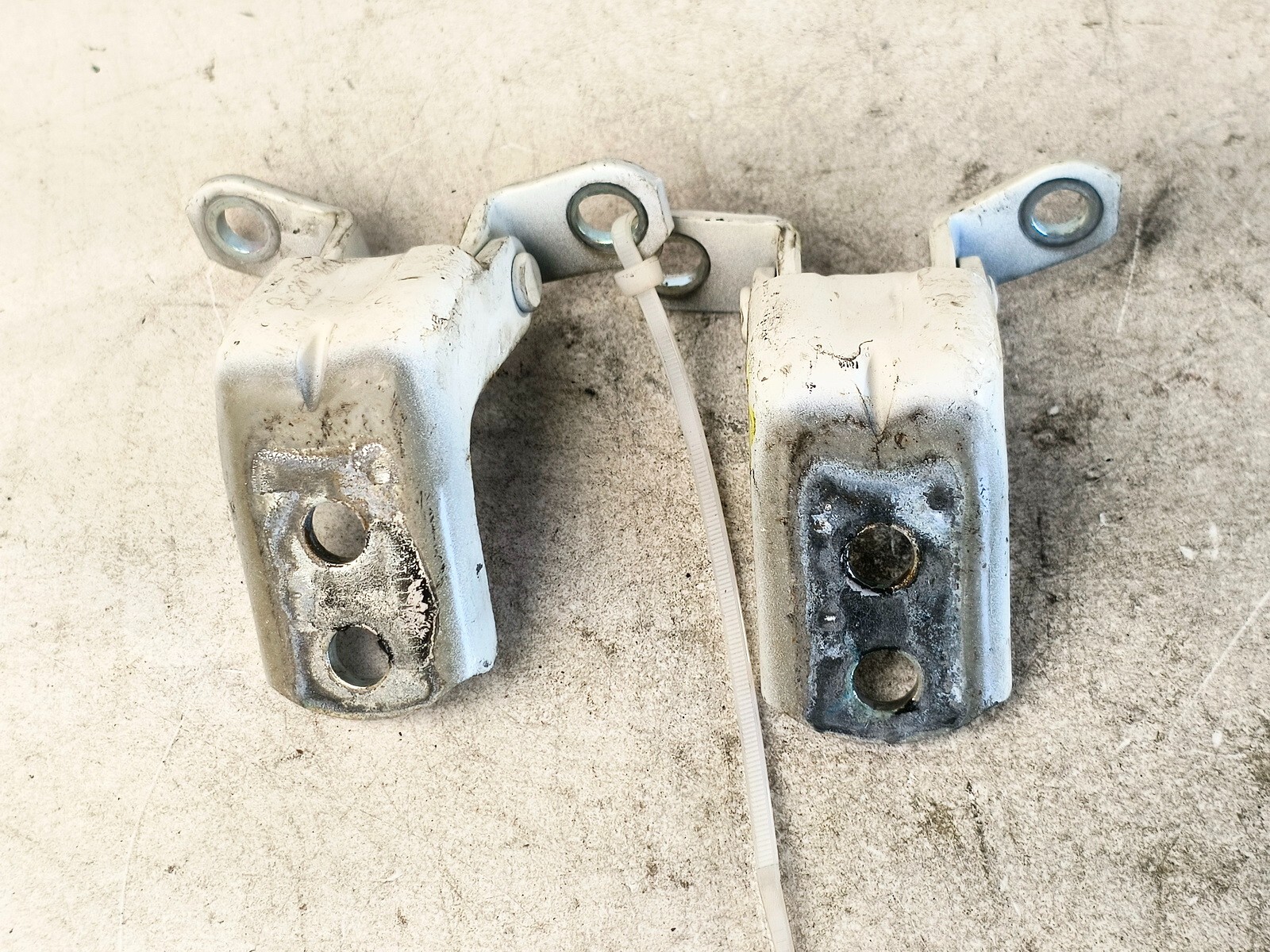 13-20 INFINITI QX60 FRONT RIGHT RH PASS SIDE DOOR HINGE UPPER & LOWER PAIR