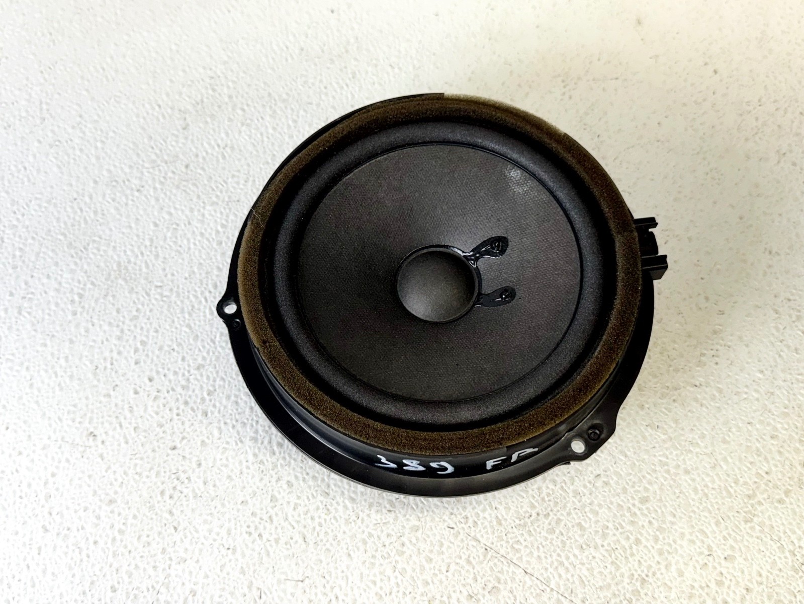 13-18 FORD C-MAX FRONT RIGHT RH PASS SIDE DOOR AUDIO SOUND SPEAKER UNIT