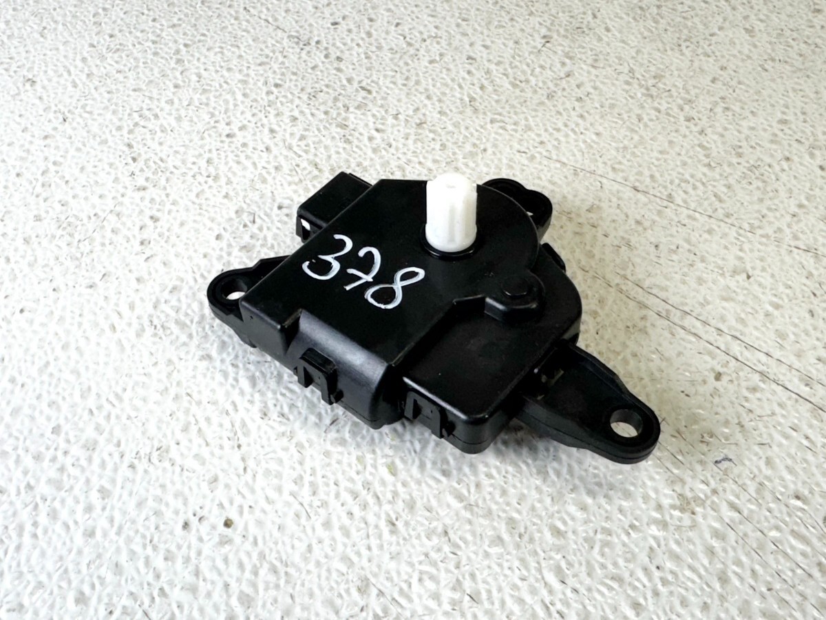 15-21 KIA SEDONA HVAC A/C AIR CONDITIONING HEATER FLAP ACTUATOR MOTOR