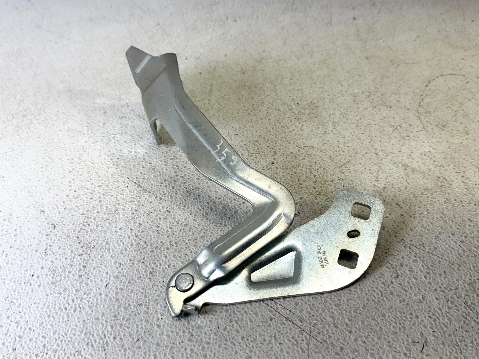 13-20 FORD FUSION FRONT HOOD BONNET RIGHT RH PASS SIDE HINGE