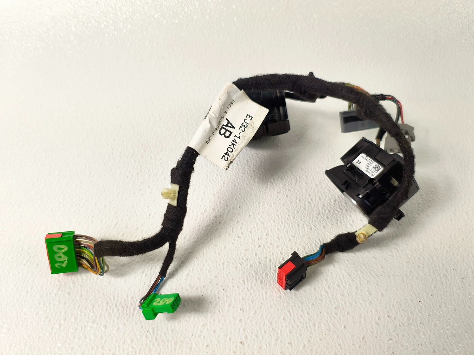 12-17 RANGE ROVER EVOQUE ELECTRONIC PARKING BRAKE BUTTON SWITCH HARNESS