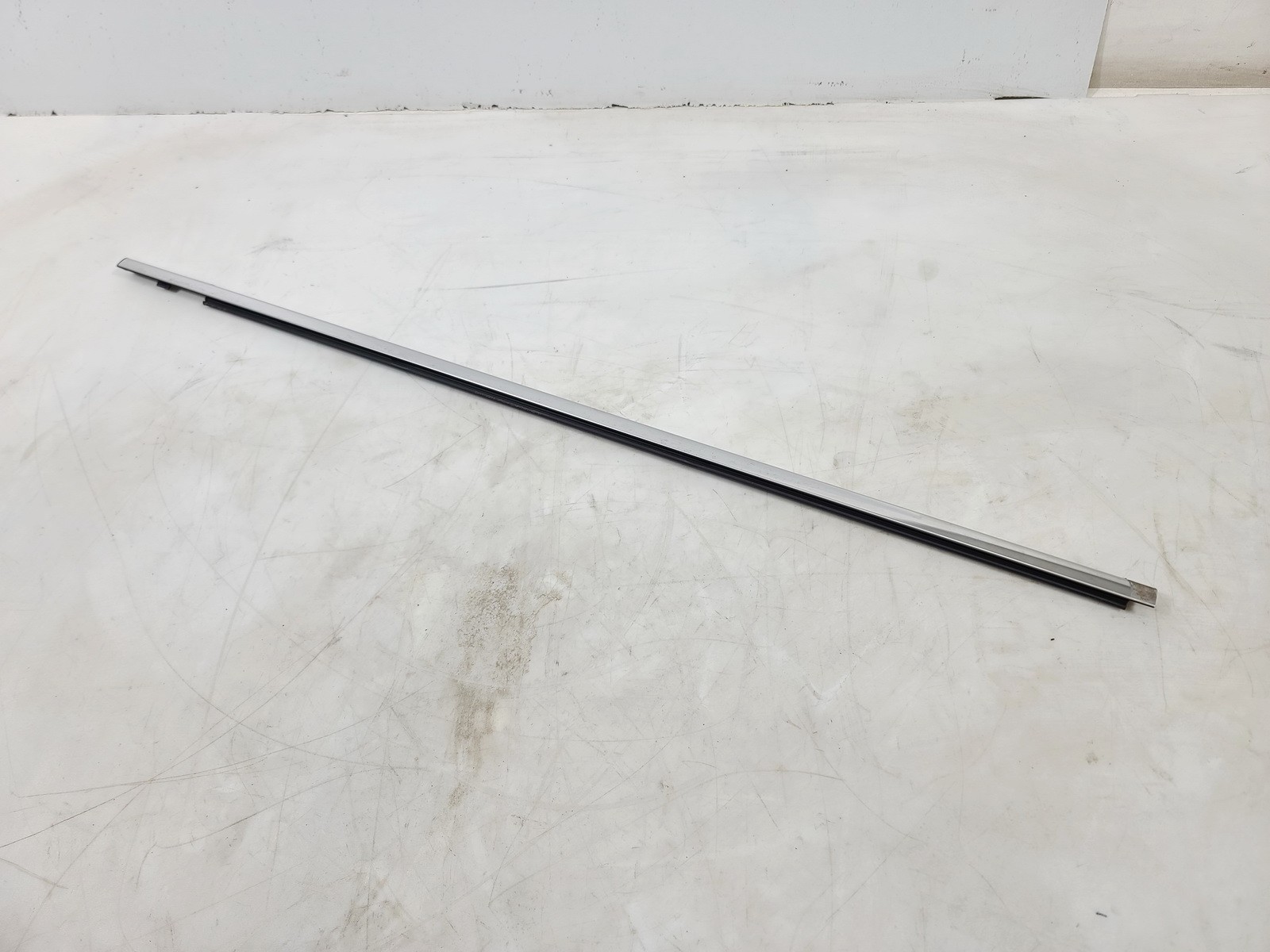 13-20 INFINITI QX60 JX35 FRONT RIGHT RH PASS DOOR WINDOW INNER WEATHERSTRIP