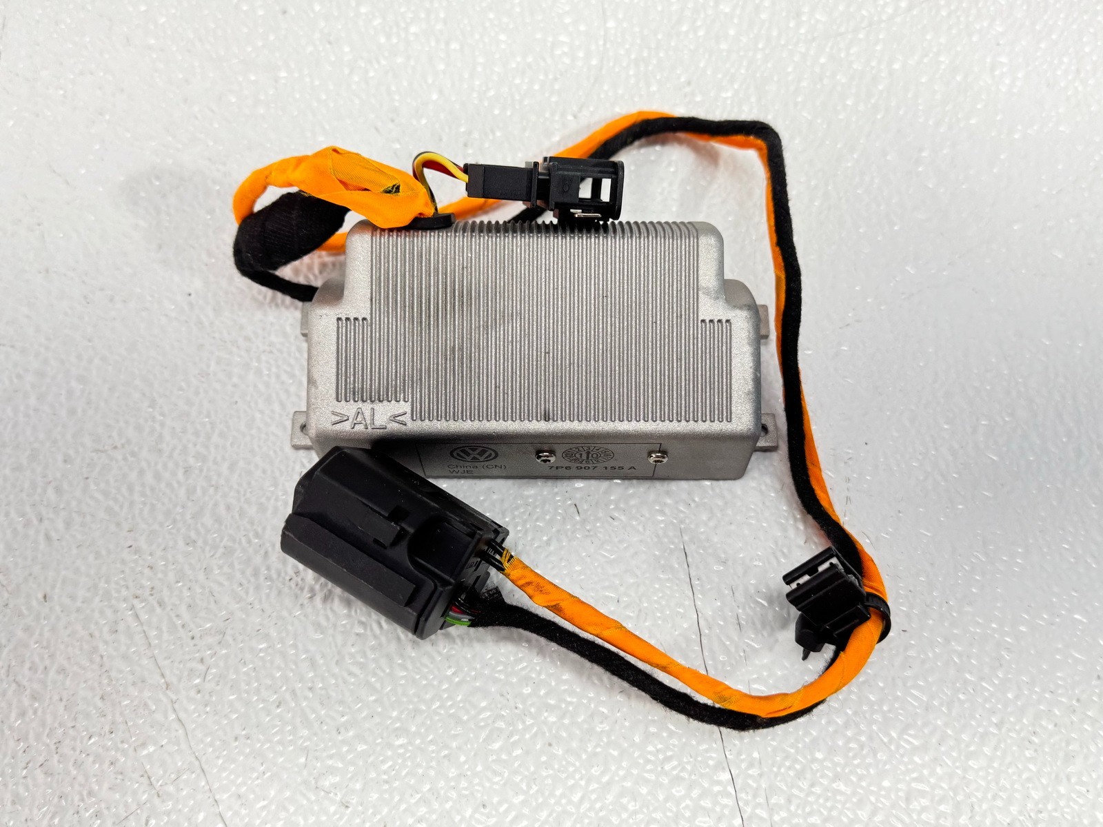 11-18 VOLKSWAGEN TOUAREG POWER INVENTOR MODULE