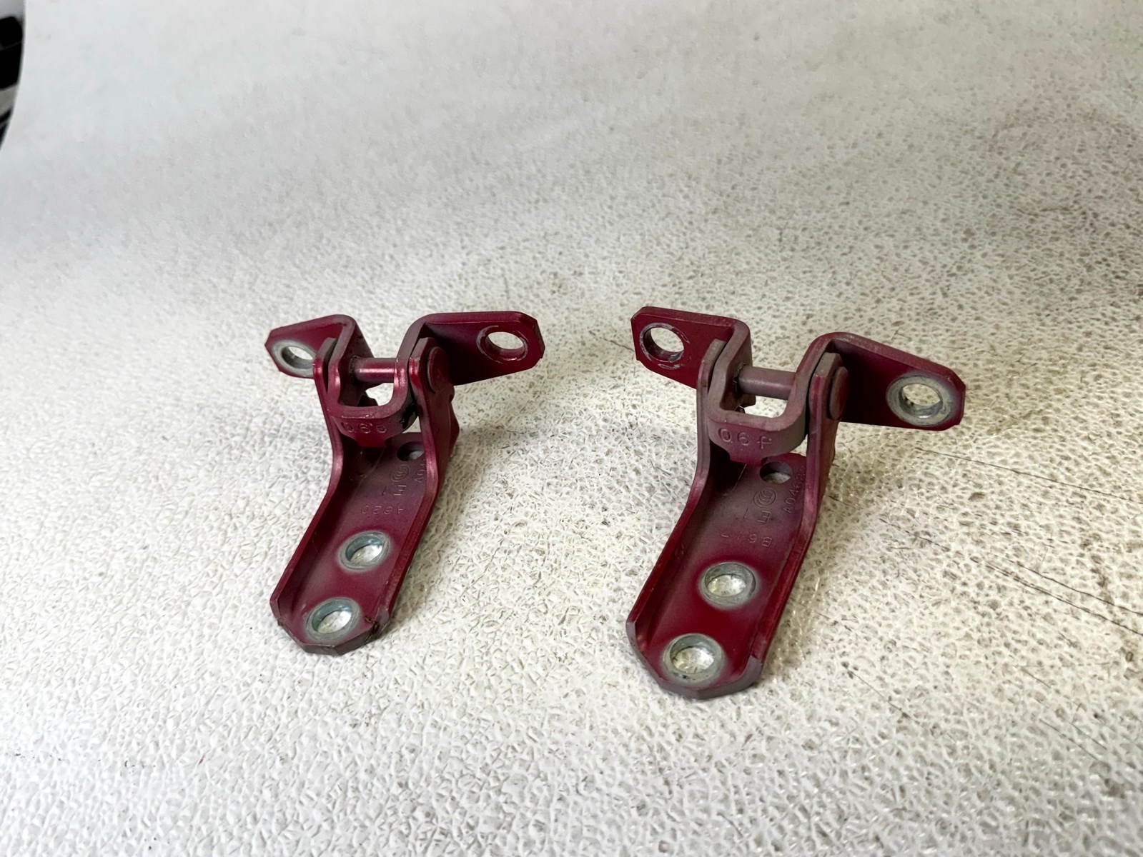 14-20 MITSUBISHI OUTLANDER FRONT LEFT LH SIDE DOOR UPPER & LOWETR HINGE SET